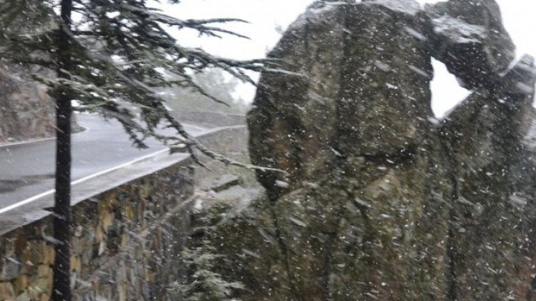 Κύπρος: Γυναίκα έπεσε σε γκρεμό προσπαθώντας να βγάλει σέλφι