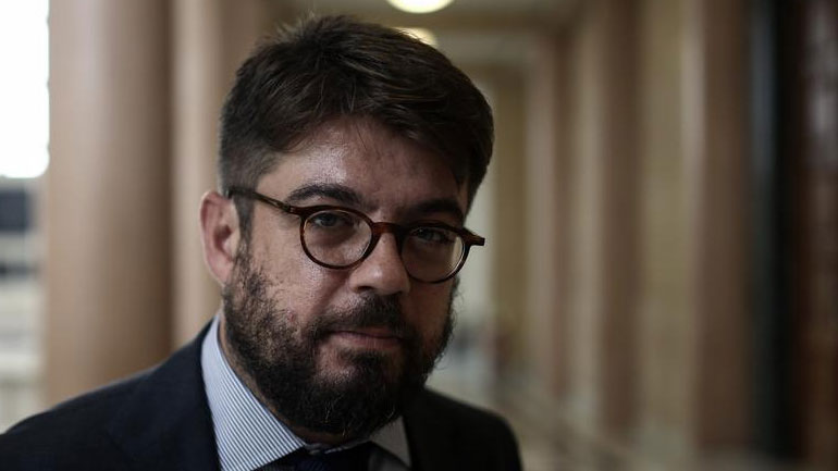 «Πολιτικοί και δικαστές να αποκαταστήσουμε τις θεσμικές σχέσεις»