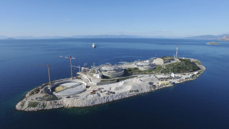 Η Ρεβυθούσα «υποδέχθηκε» το πρώτο αμερικανικό φορτίο ΥΦΑ στην 3η δεξαμενή