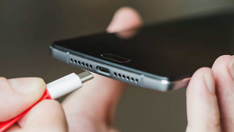 USB-C: Νέο πρωτόκολλο για πιο ασφαλείς συνδέσεις