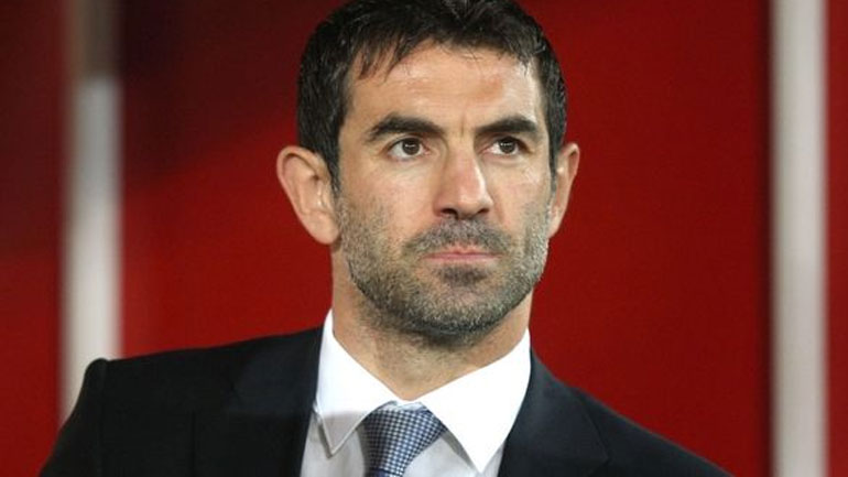 Καραγκούνης: «Να ωριμάσει πρώτα ο Μπουζούκης και μετά συζητάμε για το εξωτερικό»