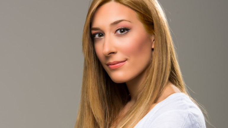 Κατερίνα Καρατζοπούλου: Ένα κορίτσι από κινηματογραφική οικογένεια, με θεατρικό παρόν και λαμπρό μέλλον!