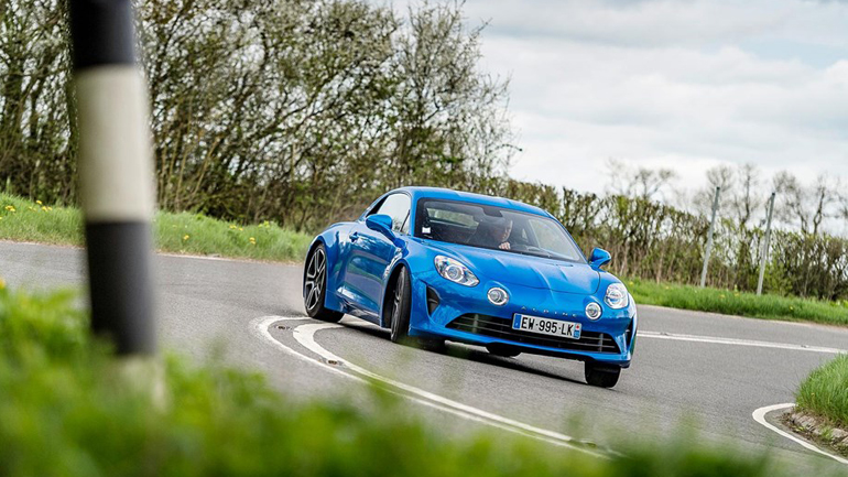 Ακόμη πιο ισχυρή η Alpine