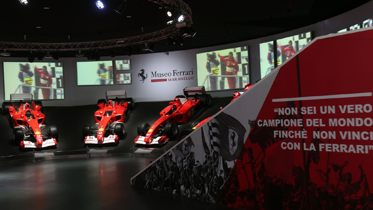 Άνοιξε το μουσείο της Ferrari για τον Schumacher