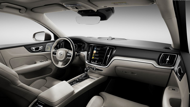 Κάμερες που παρακολουθούν τον οδηγό από τη Volvo