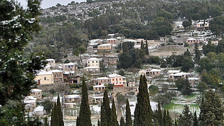 Ζάκυνθος: Χιόνια στο χωριό Βολίμες