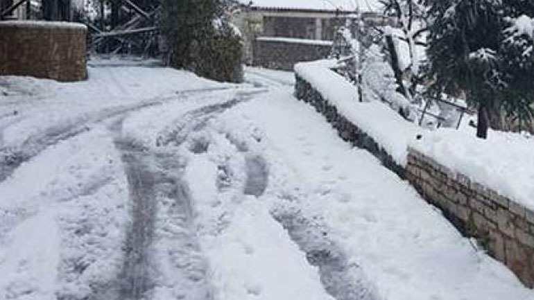 Λάρισα: Σοβαρό πρόβλημα με την πρόσβαση στην περιοχή της Σπηλιάς λόγω της κακοκαιρίας