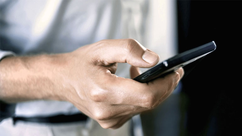 WIND: Με αυξημένη χρήση mobile data και οι φετινές γιορτές