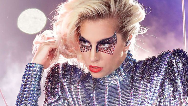 H Lady Gaga λανσάρει για πρώτη φορά τη δική της beauty collection!