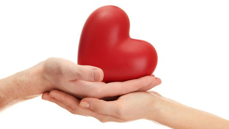 Φιλάνθρωποι από καλό χαρμάνι…