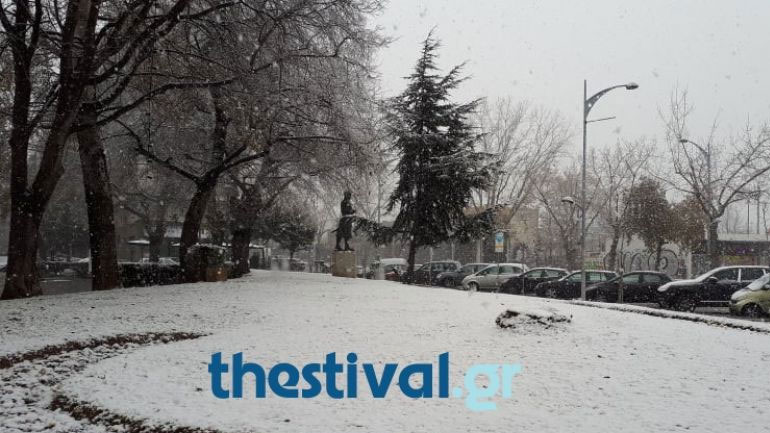 Θεσσαλονίκη: Καθυστερήσεις στα δρομολόγια λεωφορείων του ΟΑΣΘ λόγω χιονόπτωσης