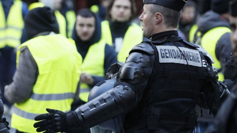 Παρίσι: Το Γαλλικό Πρακτορείο Ειδήσεων στόχος της διαμαρτυρίας των «κίτρινων γιλέκων»