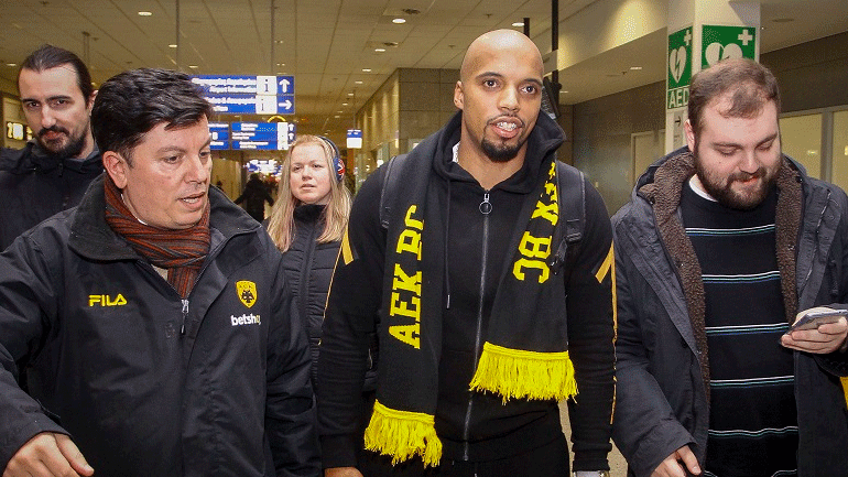 Θίοντορ: «Nα παίξω για τον κόουτς Μπάνκι»