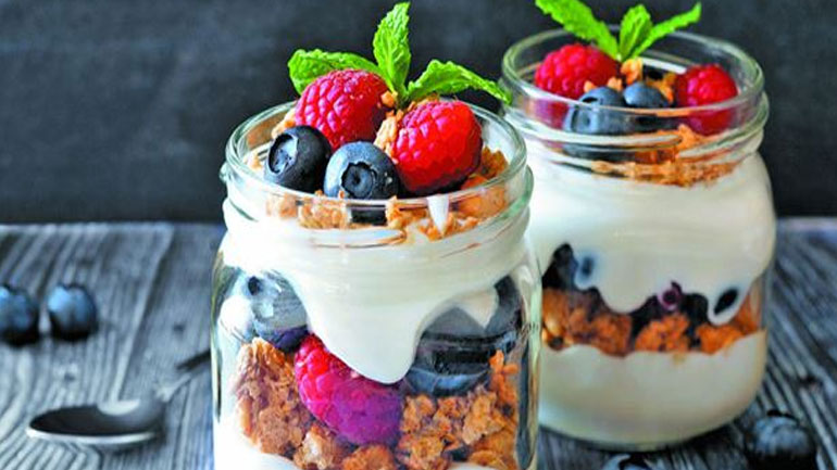 Γιατί πρέπει να τρώτε γιαούρτι καθημερινά;