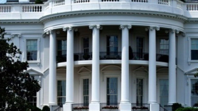 Προσωπάρχης Λευκού Οίκου: «Η προσωρινή αναστολή λειτουργίας της κυβέρνησης ενδέχεται να τραβήξει ακόμη περισσότερο»