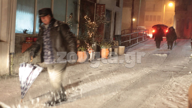 Έντονη χιονόπτωση στα Κιούρκα