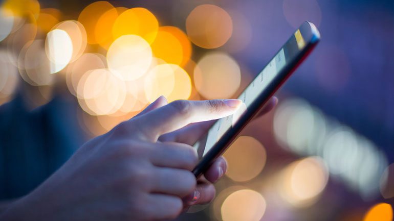 COSMOTE: Αύξηση 130% στην κίνηση data μέσω 4G κατά την εορταστική περίοδο