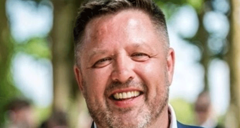 Ο Brian O'Callaghan-Westropp