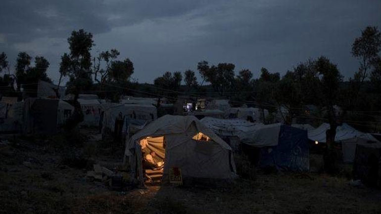 Θάνατος 24χρονου στον καταυλισμό της Μόριας – Ενδείξεις σοβαρού ισχαιμικού επεισοδίου διαπίστωσε ο ιατροδικαστής