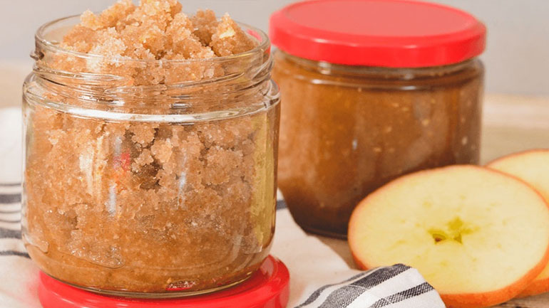 Body scrub από μήλο για λαμπερό δέρμα!