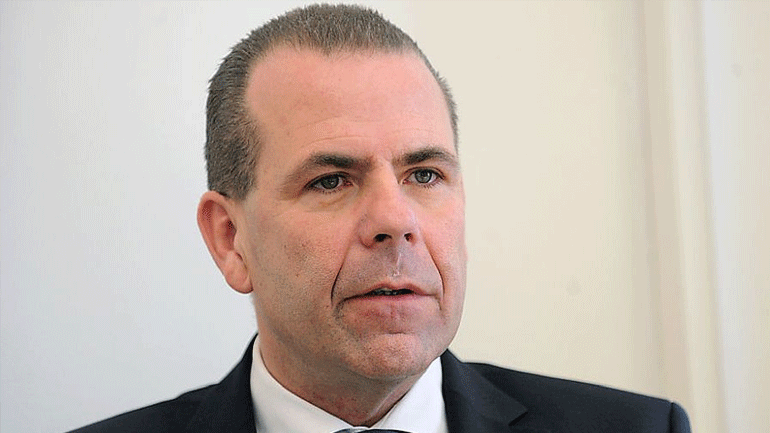 Βιλίμσκι: «Αποκλείω συνεργασία στο Ευρωκοινοβούλιο με κόμματα όπως η “Χρυσή Αυγή”»