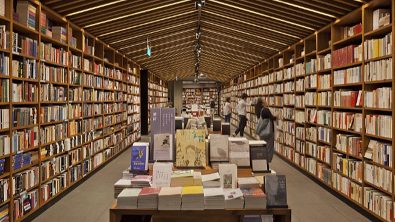 Κίνα: Αυξήθηκαν οι πωλήσεις βιβλίων και ο αριθμός των βιβλιοπωλείων το 2018