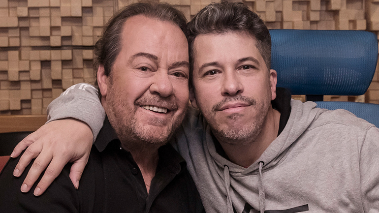 «Έχω εσένα» – Γιάννης Πάριος και Χάρης Βαρθακούρης