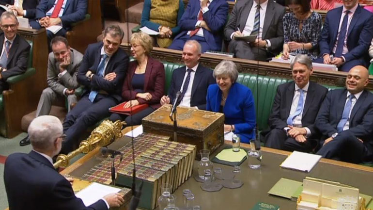 Βρετανία: Κοινοβουλευτικός διάλογος λίγο πριν την ψηφοφορία