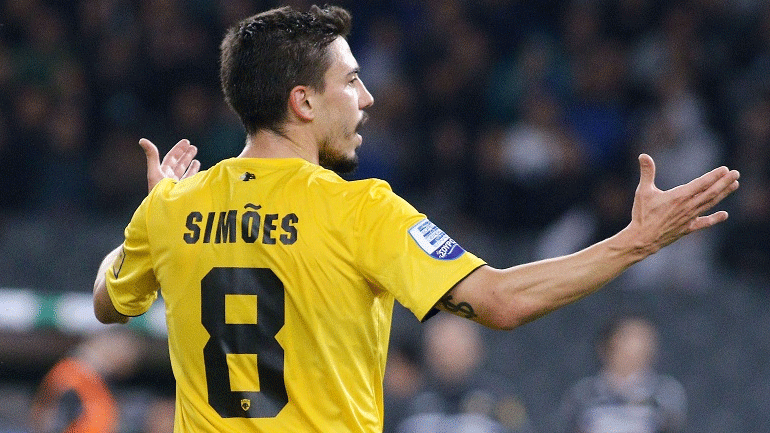 Αλλαγή δεδομένων και για τον Σιμόες στην ΑΕΚ!