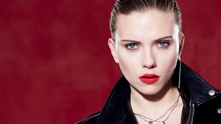 Σκάρλετ Γιόχανσον: «H προσπάθεια να προστατευθείς από το διαδίκτυο και την αισχρότητα είναι βασικά μια χαμένη υπόθεση»