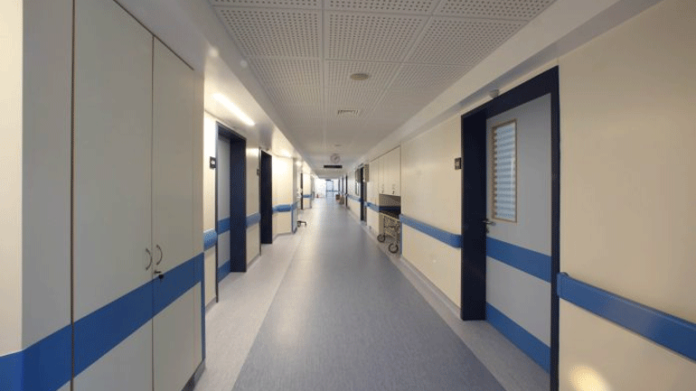 Μυτιλήνη: Εξιτήριο από το νοσοκομείο για τα επτά άτομα που ήρθαν σε επαφή με τον φάκελο με σκόνη