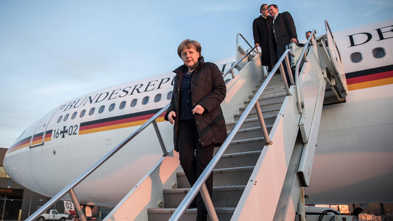 Eπίσκεψη Μέρκελ: “Ένα ριψοκίνδυνο ταξίδι”