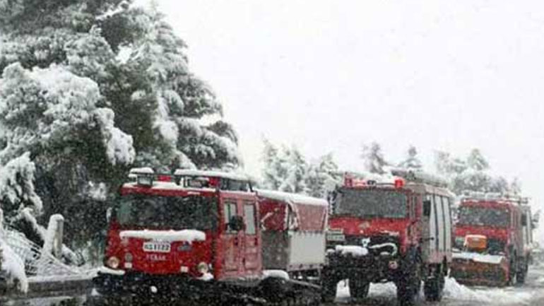 Γρεβενά: Ολονύχτια επιχείρηση για τη μεταφορά ασθενούς από τη Σαμαρίνα στο νοσοκομείο