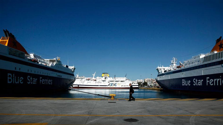 Άρση της απαγόρευσης του απόπλου από Πειραιά