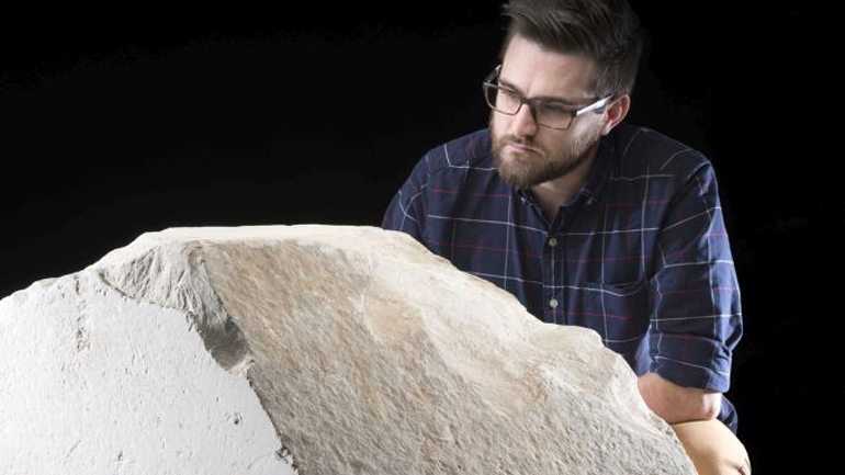 Η Αίγυπτος ζητεί αποδείξεις από τη Βρετανία ότι κομμάτι πυραμίδας δεν εκλάπη