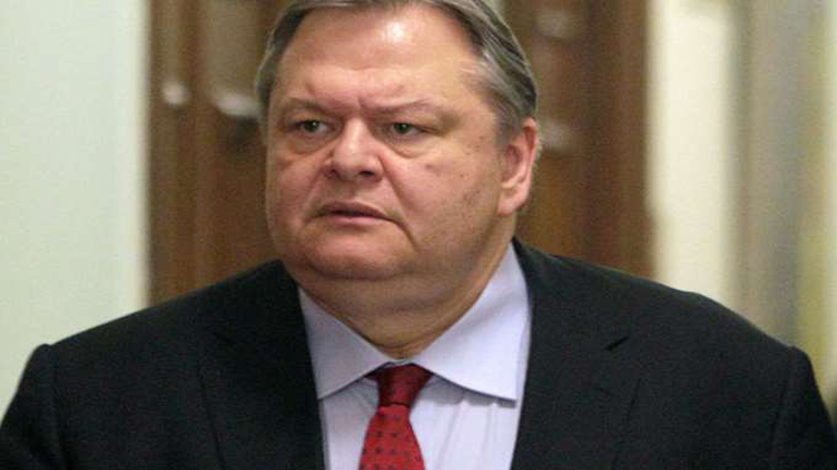 Ε.Βενιζέλος: Ο κ. Τσίπρας διαθέτει πλειοψηφία για την κύρωση της συμφωνίας των Πρεσπών