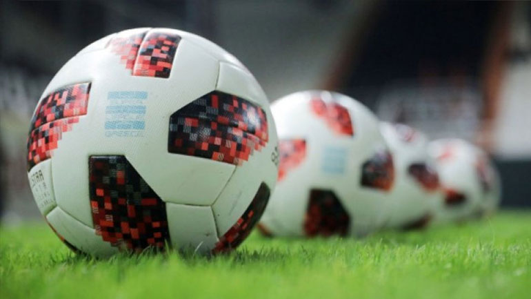 Super League: Εκτός έδρας δοκιμασίες για Ολυμπιακό και ΠΑΟΚ