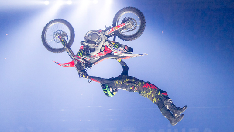 Nitro Circus: Όταν τη γλυτώνεις στο… τσακ!
