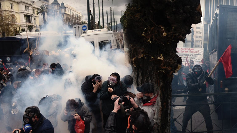 Ξύλο και χημικά στο Σύνταγμα