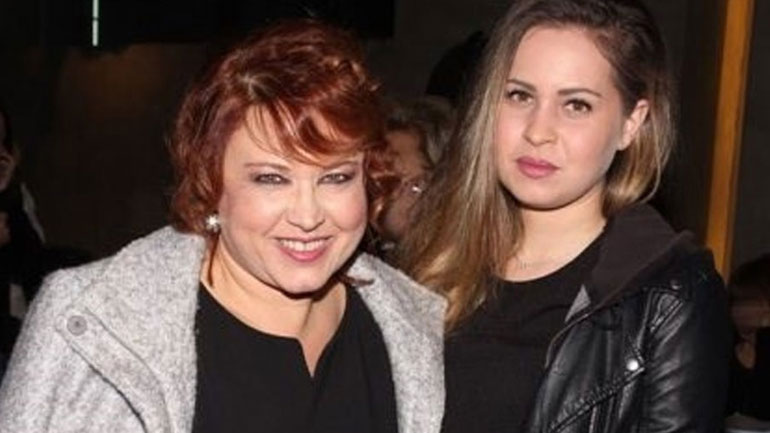 Η Νικολέττα Βλαβιανού έγινε γιαγιά!