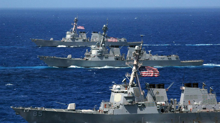 Στην Κίνα ο αρχηγός του ναυτικού των ΗΠΑ