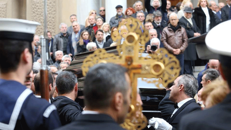 Η πολιτειακή ηγεσία και ο πολιτικός κόσμος αποχαιρέτησαν τον Δημήτρη Σιούφα