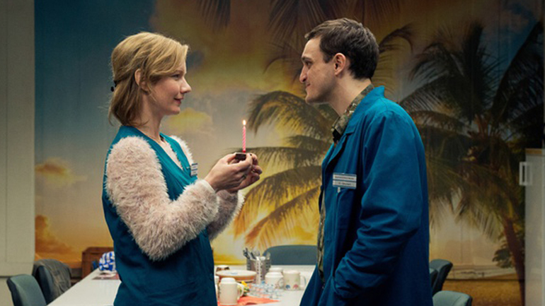 «Στους Διαδρόμους» – Μια ιστορία αγάπης που γεννιέται στους διαδρόμους ενός σούπερ μάρκετ