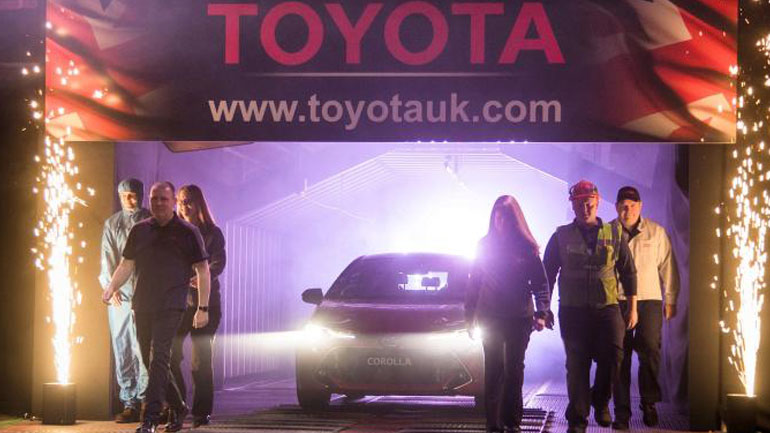 Στην Αγγλία κατασκευάζεται η νέα Toyota Corolla Στην Αγγλία κατασκευάζεται η νέα Toyota Corolla