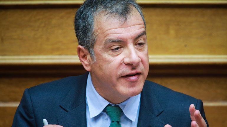 Στ. Θεοδωράκης: «Η απόφαση του κ. Δανέλλη δεν είναι εξύψωση της πολιτικής, είναι η κατάντια της»