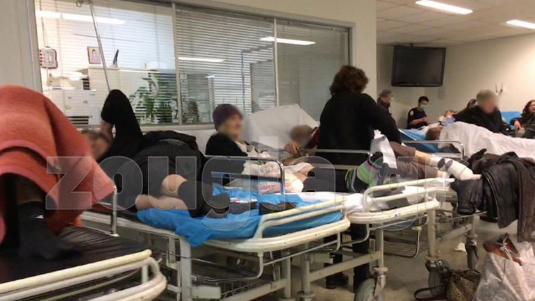 Χάος από τα ράντζα στο Νοσοκομείο «Αττικόν»