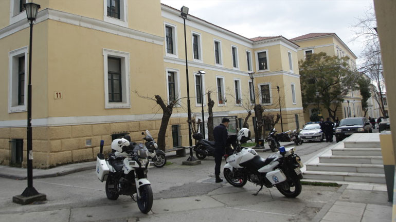 Απέδρασε κρατούμενος από την Ευελπίδων – Σε εξέλιξη oι έρευνες για τον εντοπισμό του