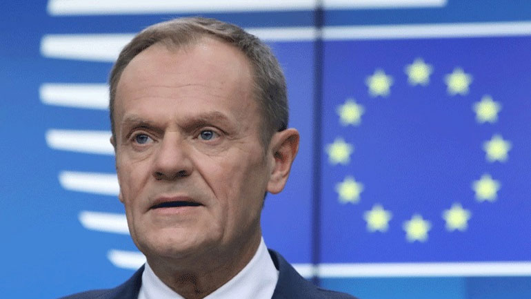 Ο Τουσκ ζητά μια θετική λύση για την παραμονή της Βρετανίας στην ΕΕ