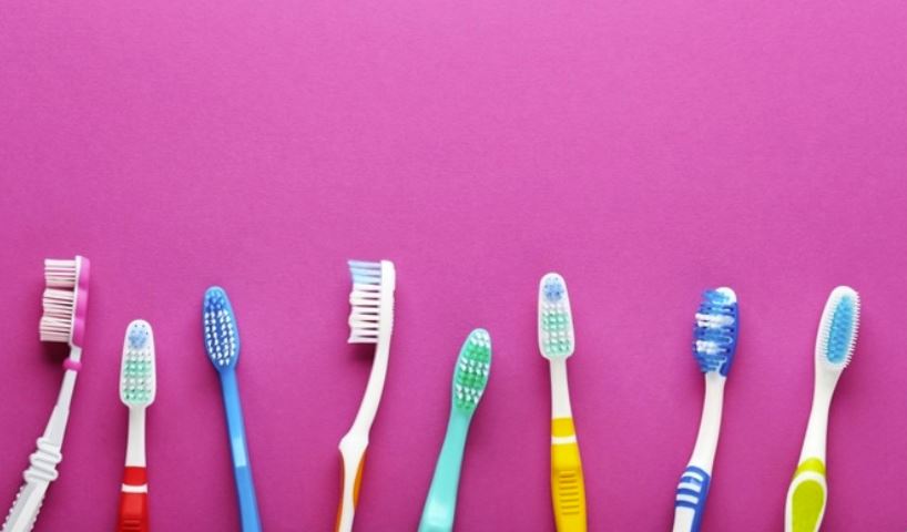 Ποια είναι η σωστή οδοντόβουρτσα;