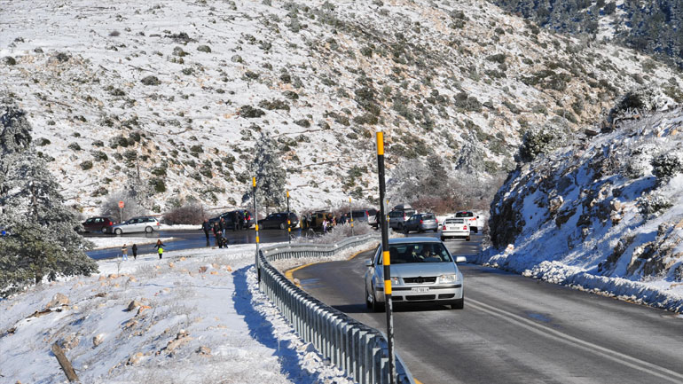 Αποκαταστάθηκε η κυκλοφορία στην λεωφόρο Πάρνηθας